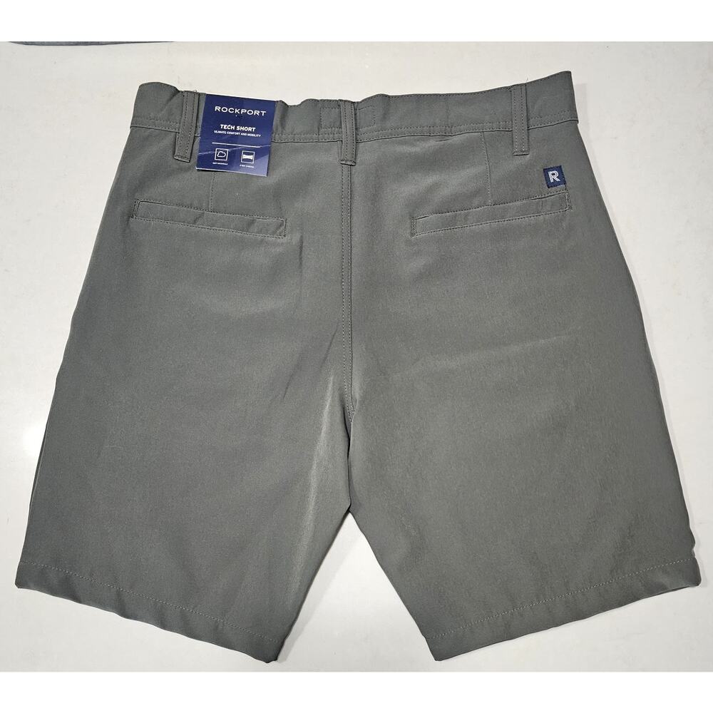 Rockport Men’s Dark Gray Performance Stretch Shorts Size 30 9” Inseam NWT